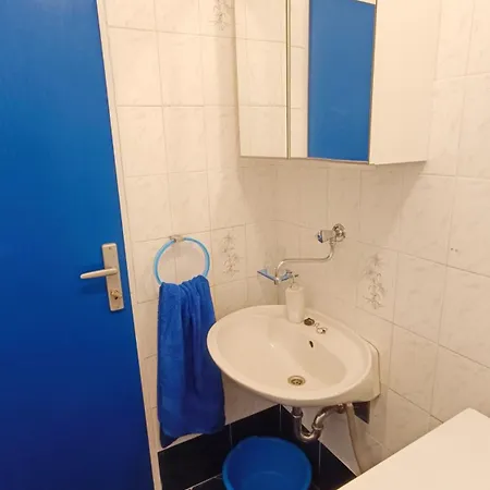 Vesna - With Private Bathroom Near Sea