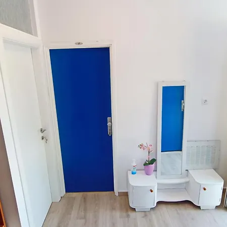 Vesna - With Private Bathroom Near Sea